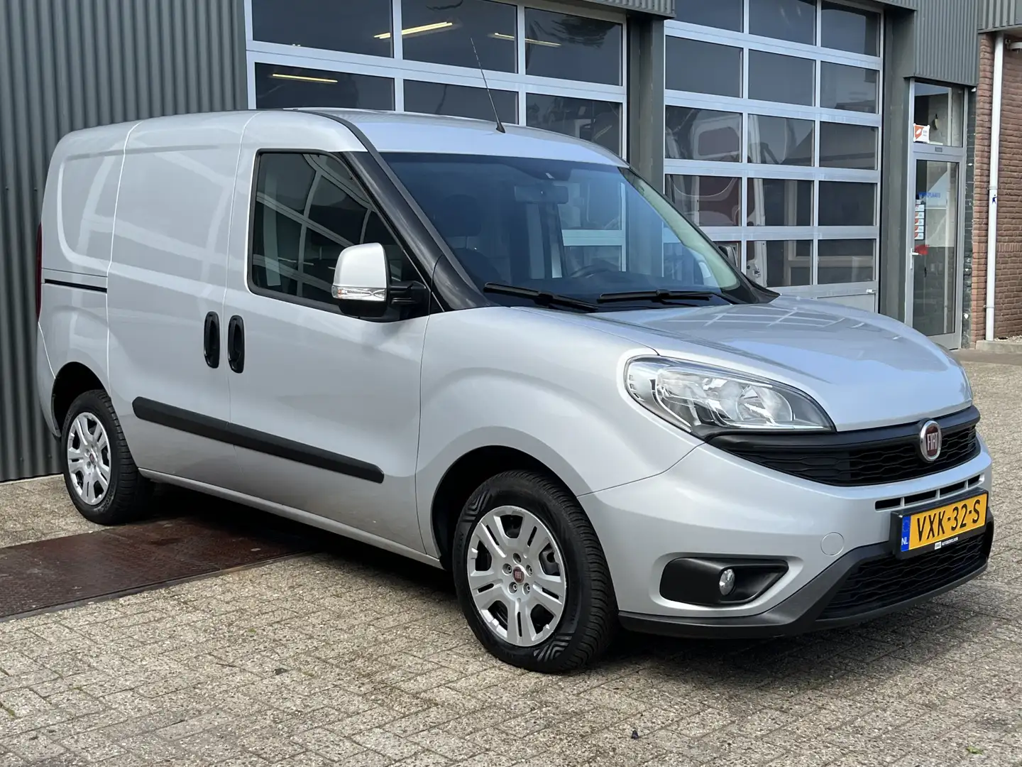 Fiat Doblo Cargo 1.3 MJ L1H1 SX 20x op voorraad Marge Btw en Grijs - 1