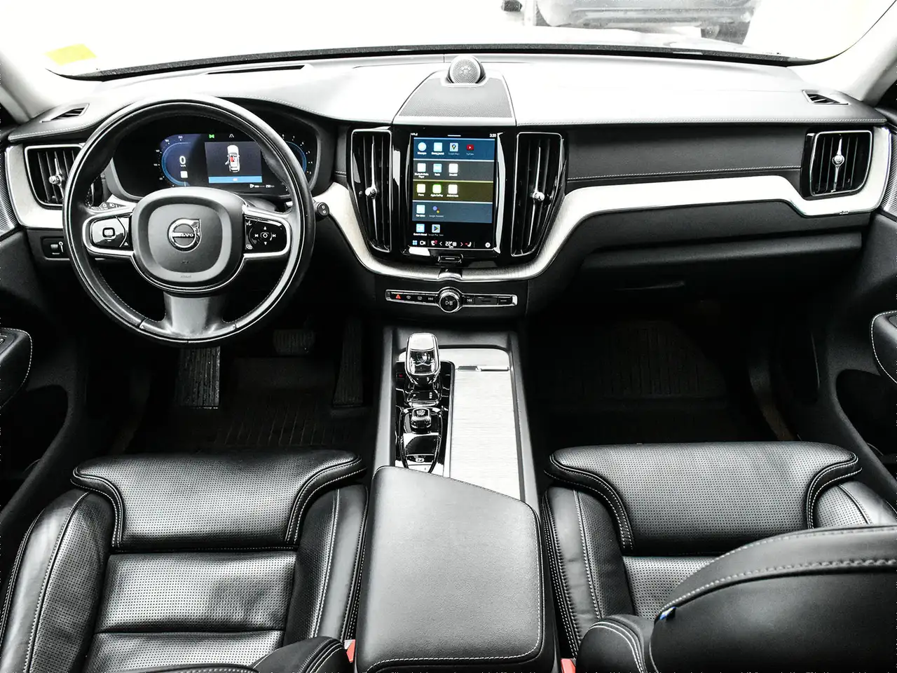 Volvo XC60 снимка Volvo XC60
