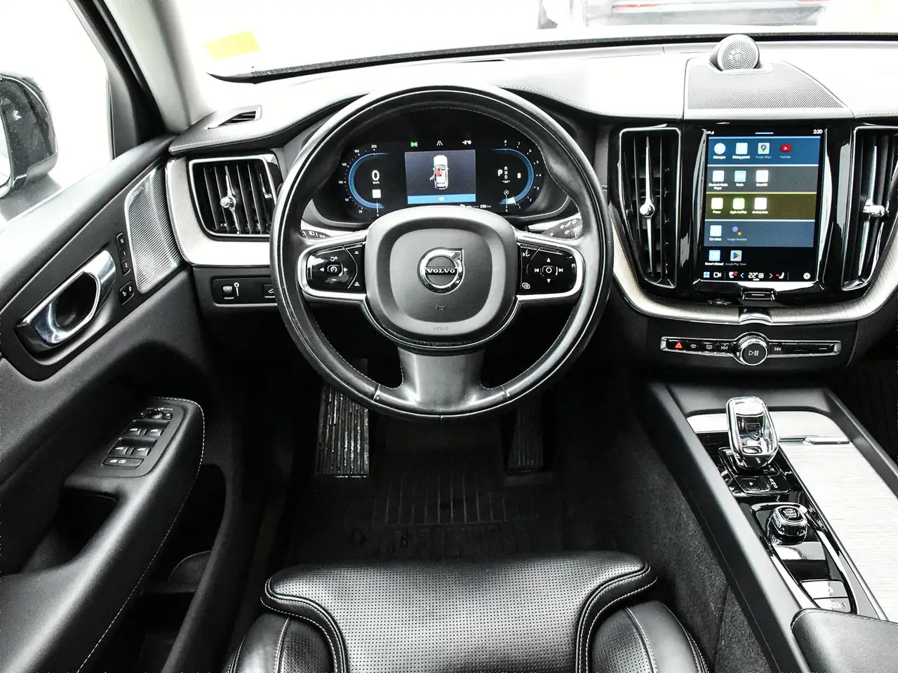 Volvo XC60 снимка Volvo XC60