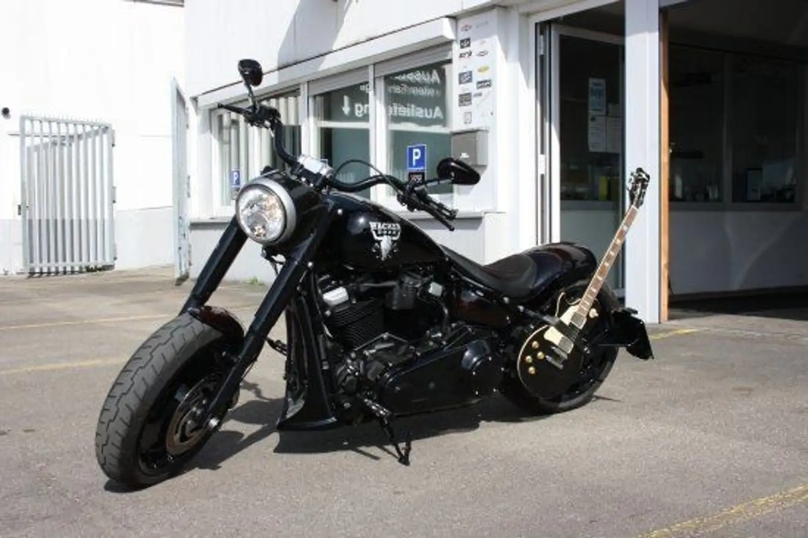 Harley-Davidson Softail Negro - 1