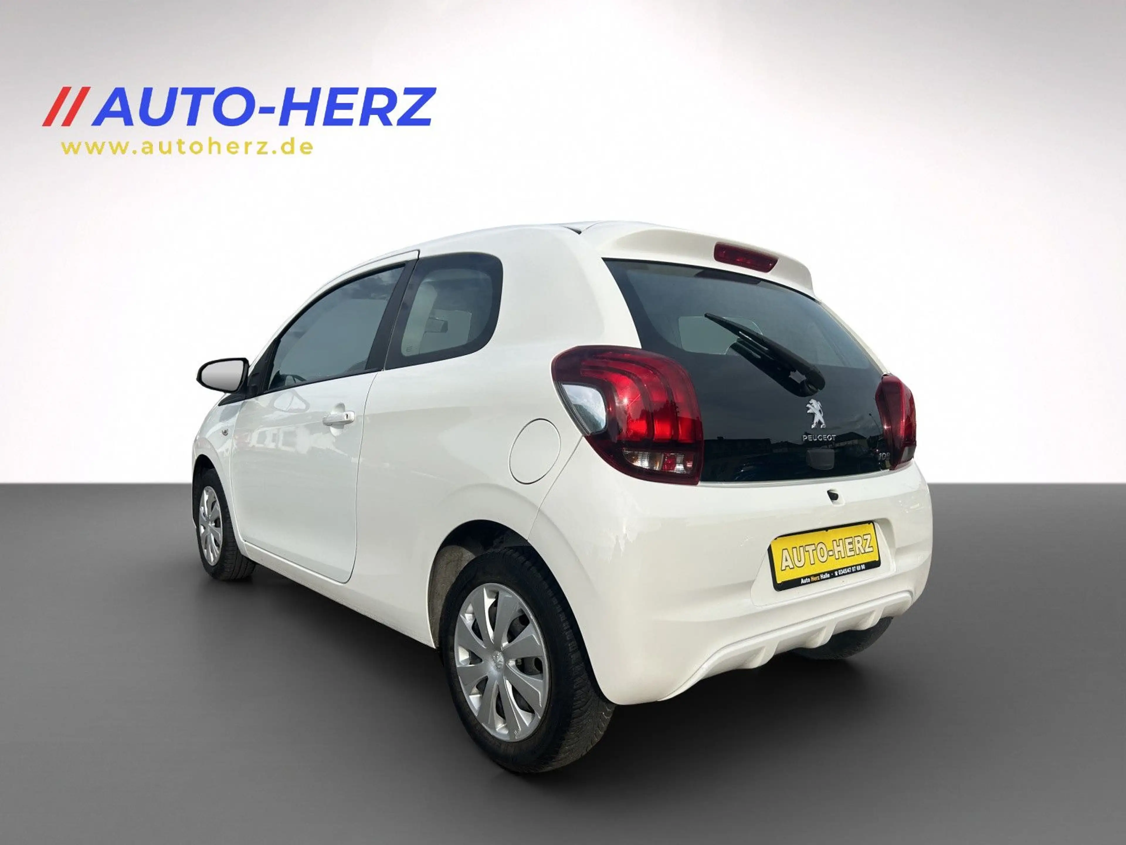 Peugeot 108 Active — photo 11