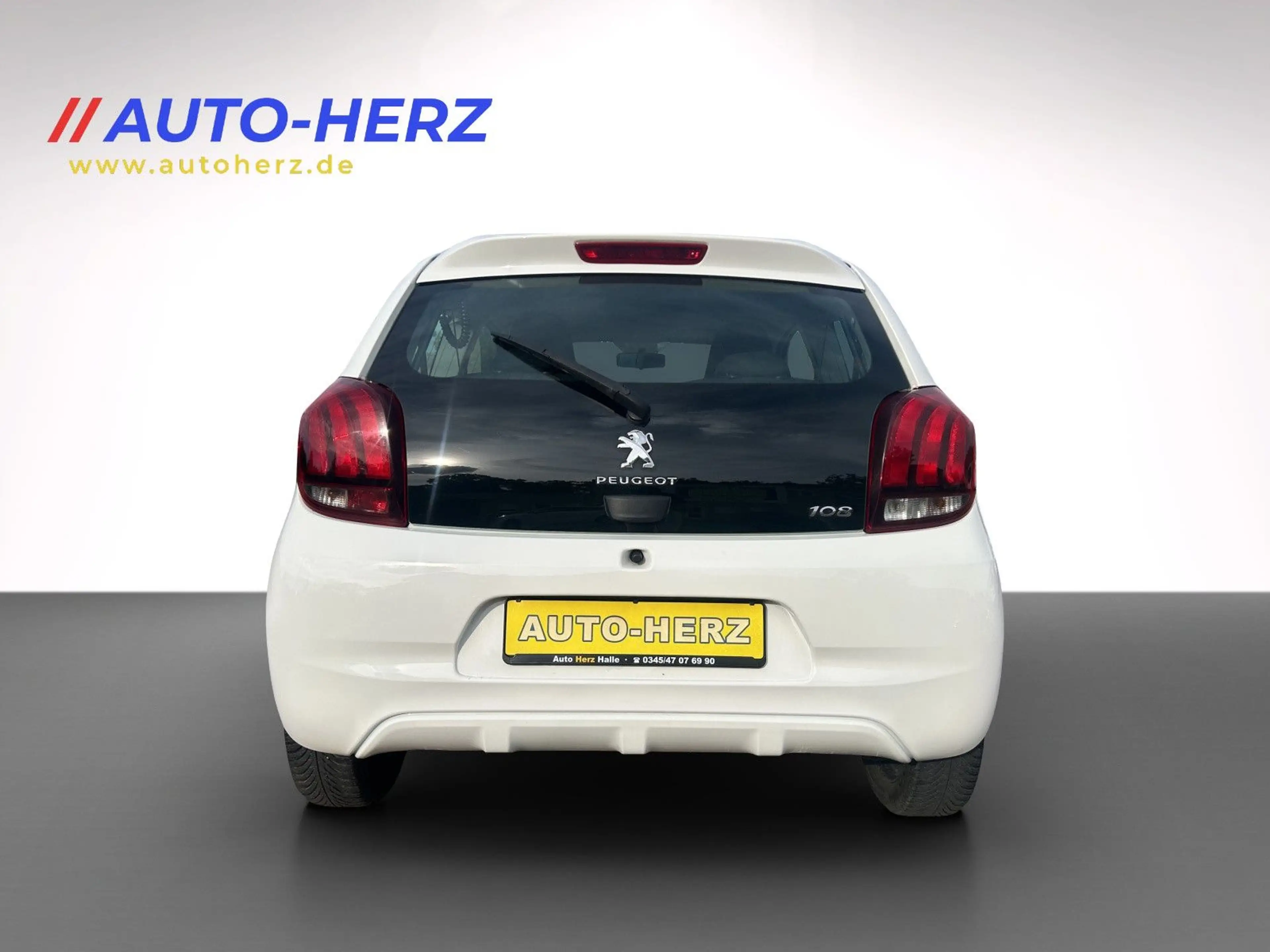 Peugeot 108 Active — photo 12