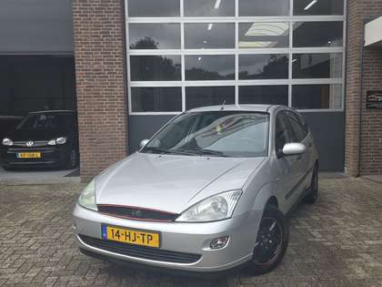 Ford Focus 1.6-16V Ambiente|Airco|Trekhaak|Apk|Nap
