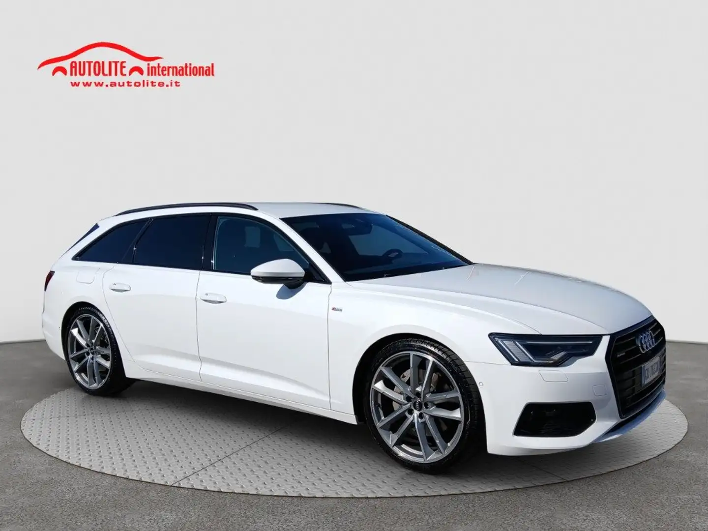 Audi A6 Avant 45 3.0 TDI quattro tiptronic S.Line Blanc - 1