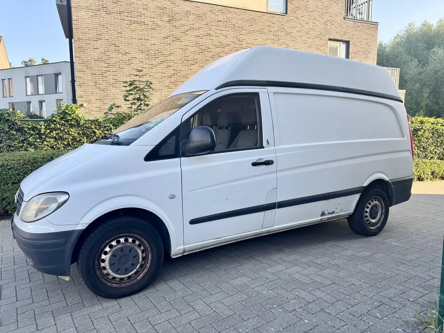 Mercedes-Benz Vito 2.1 CDI AIRCO REHAUSSÉ ideal pour CAMPER VAN - 2