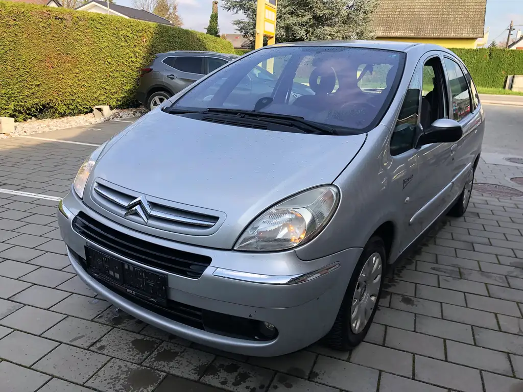 Citroen Xsara Picasso 2007 из Европы — купить под ключ