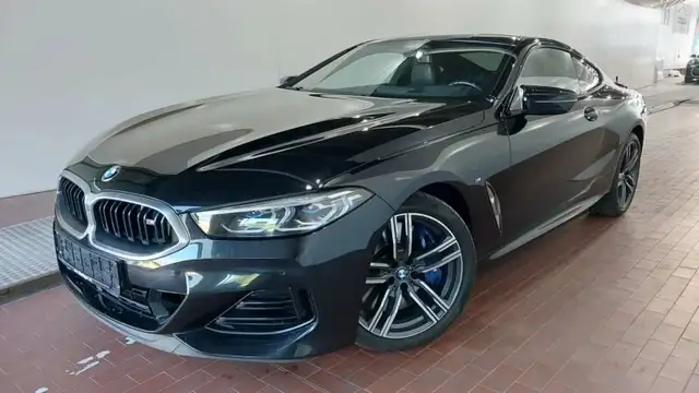 BMW 8er