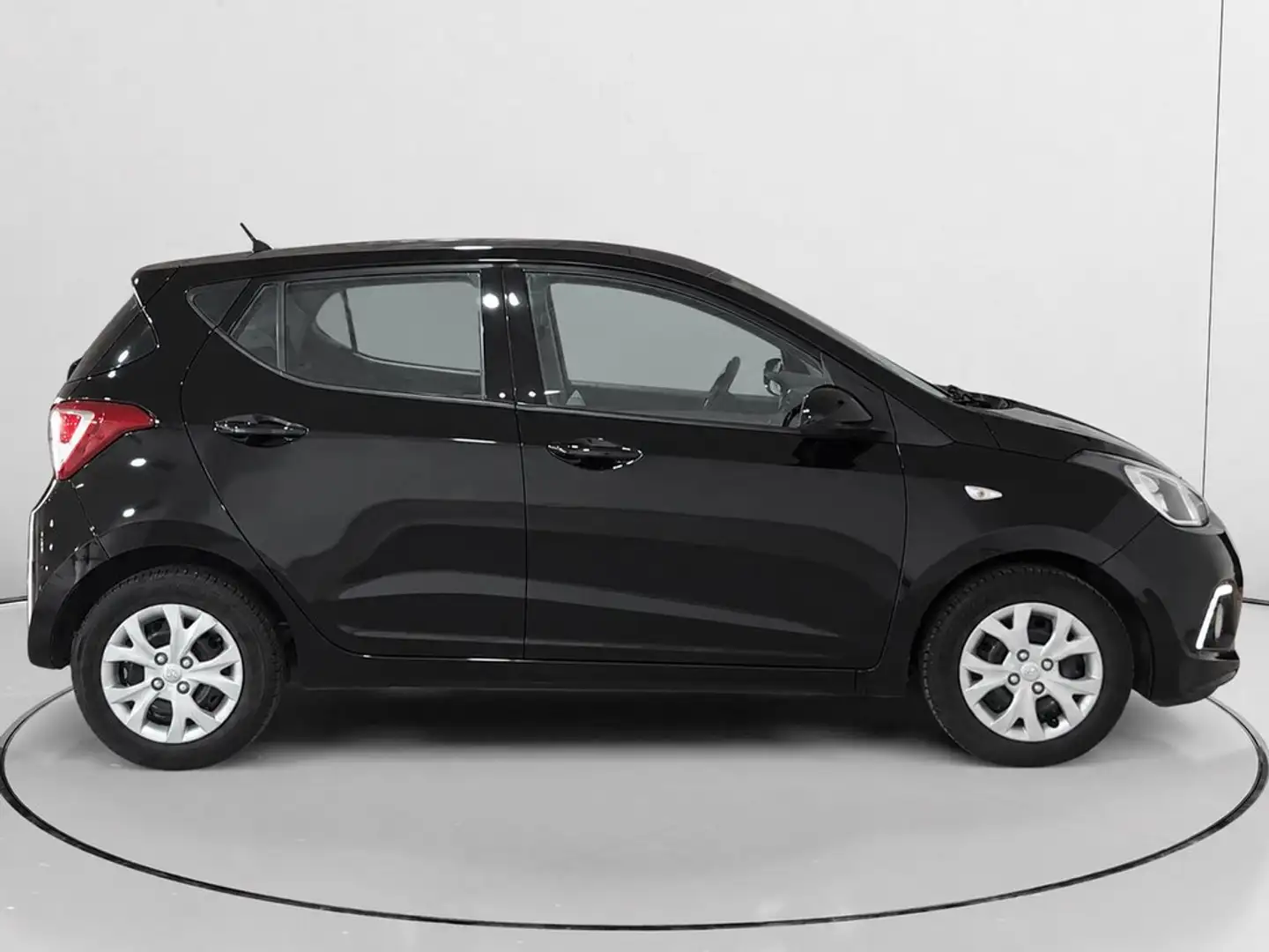 Hyundai i10 1.0 Tecno Orange Negro - 2