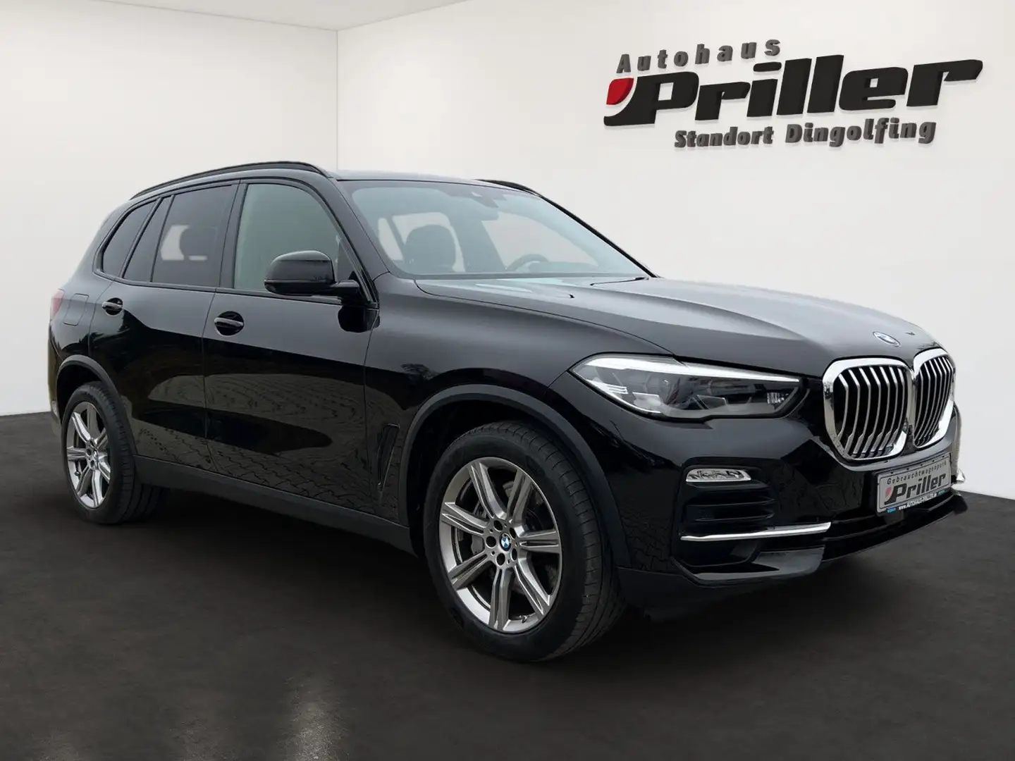 BMW X5 xDrive 45e/LED/NAVI/AHK/HUD/Leder/Apple/Hifi Negro - 2