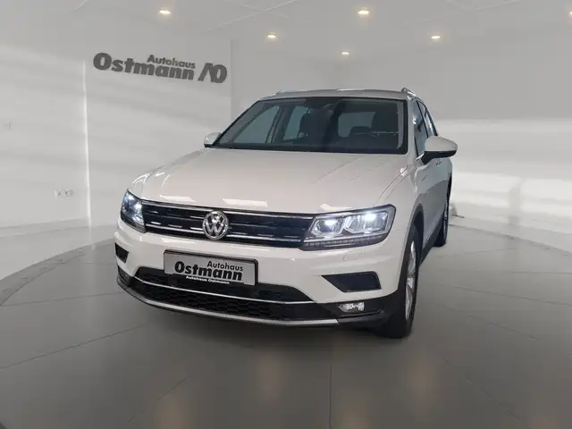 Volkswagen Tiguan 2.0 TDI BMT Highline ACC Navi LED PDC SHZ