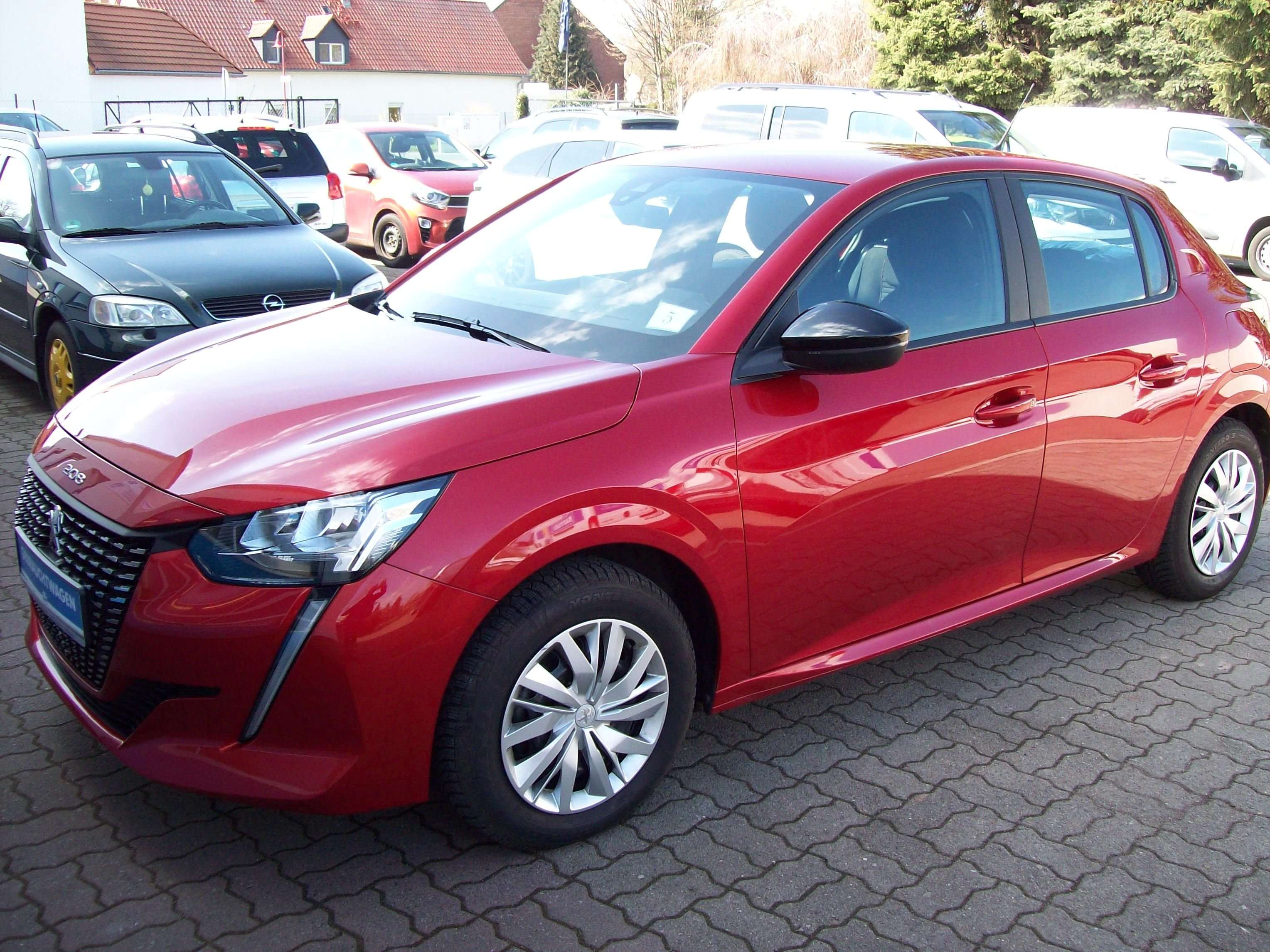 Second hand Peugeot 208 1.2