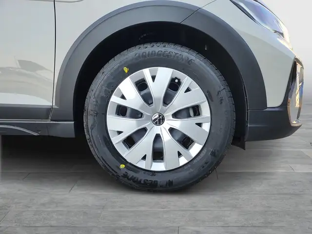 Volkswagen Taigo view 7