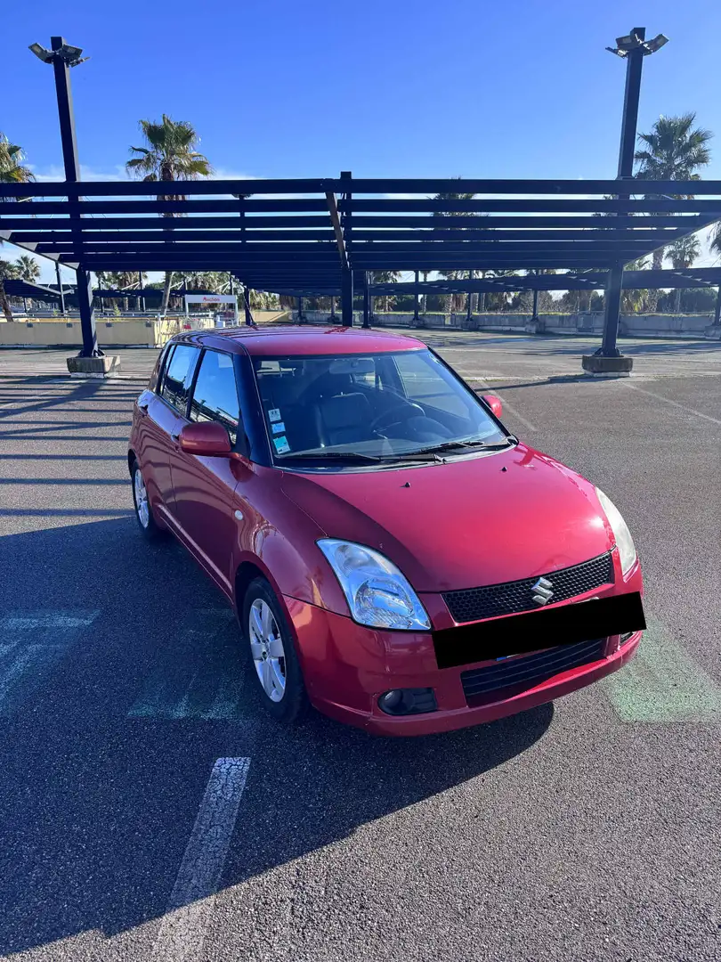 Suzuki Swift SWIFT 1.3GLX Rouge - 1