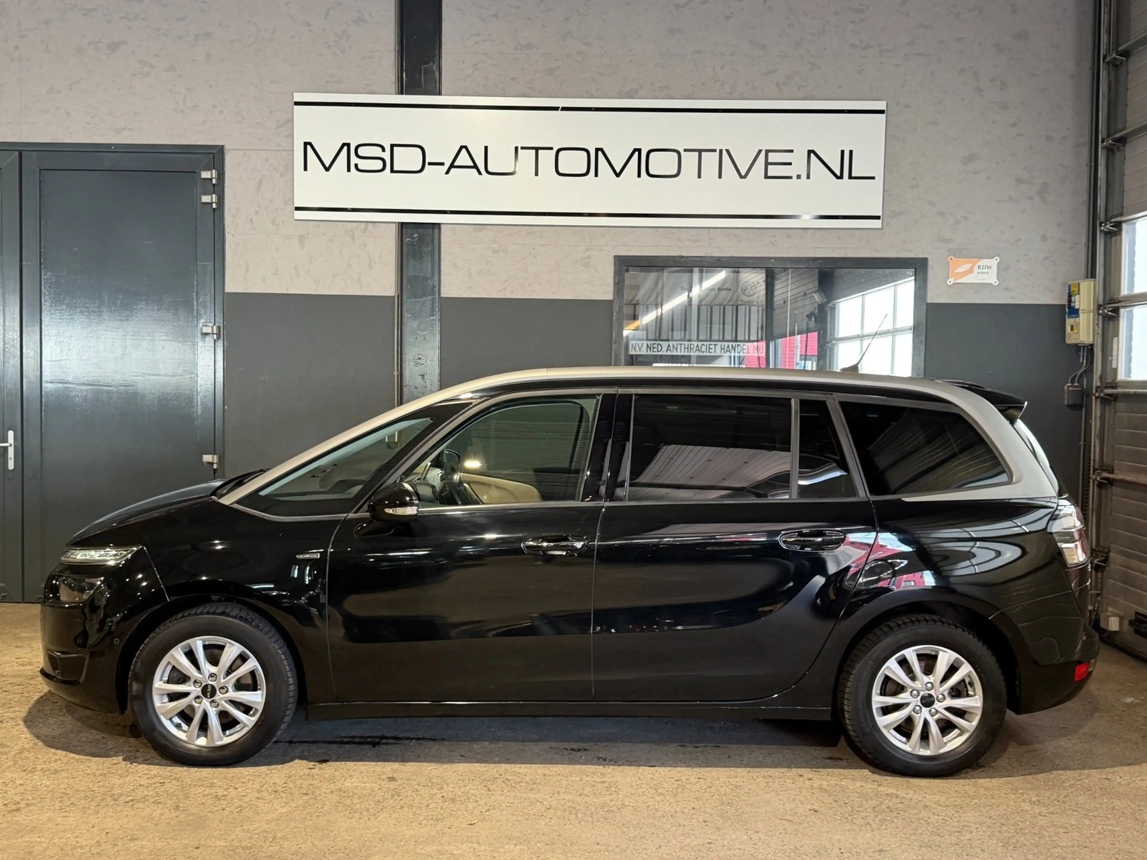Citroen Grand C4 Picasso 1.6 e-THP Intensive 7 Persoons Automaat — photo 5