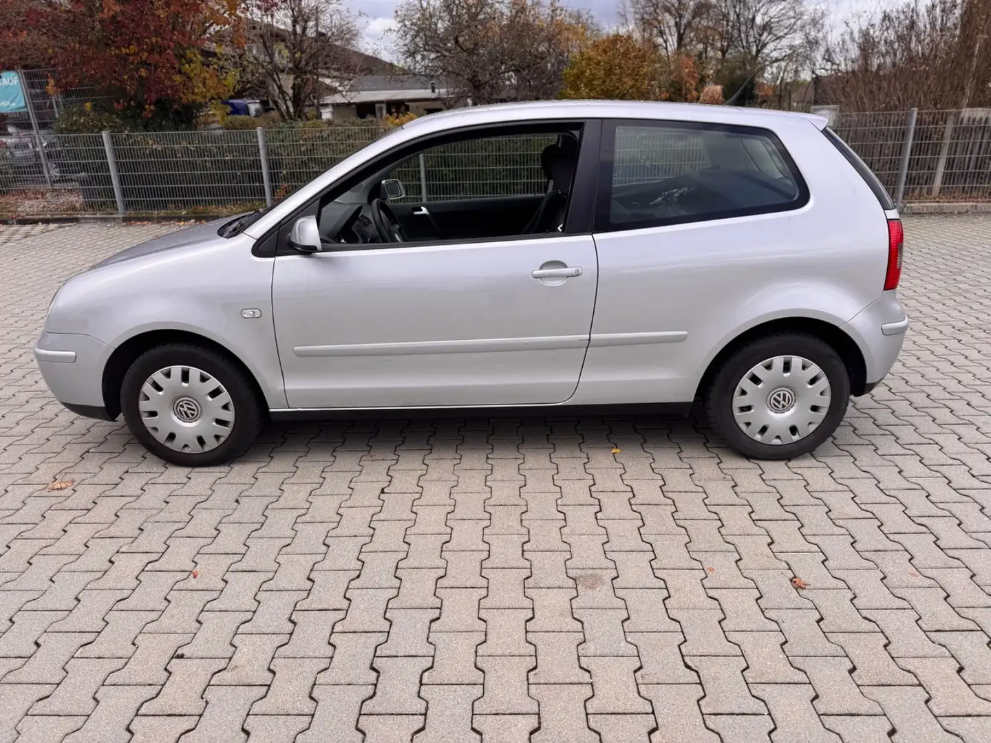 Volkswagen Polo IV Cricket 1,4 KLIMAANLAGE TÜV 10.27 1.HAND Silber - 2