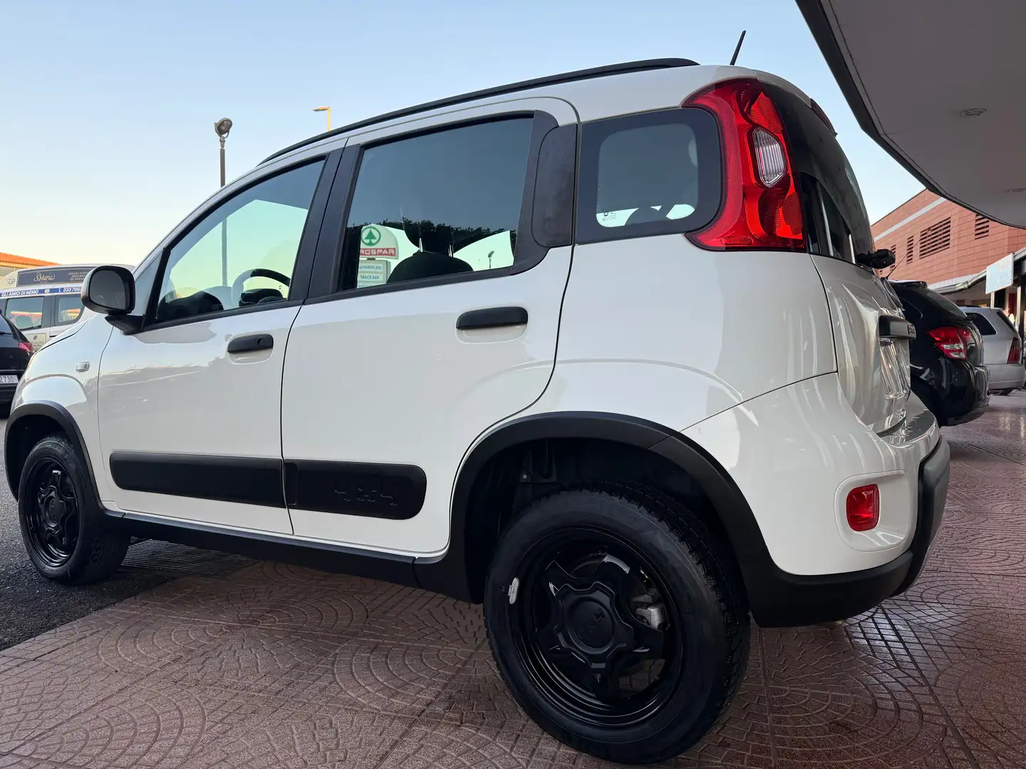 Fiat Panda Panda III 2016 4x4 0.9 t.air t. 4x4 s Bianco - 2