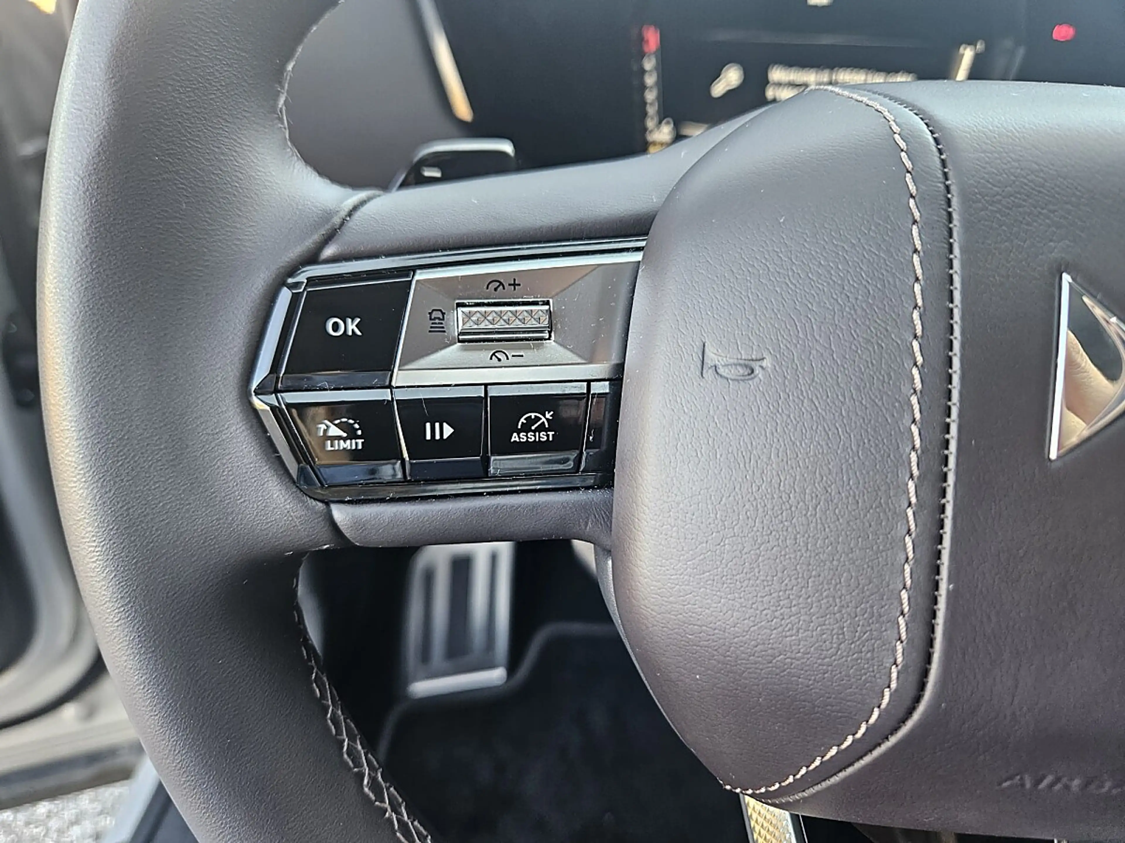 DS Automobiles DS 4 a 1.5 BlueHDI 130 FAP Étoile Nappa (EURO 6e) — photo 12