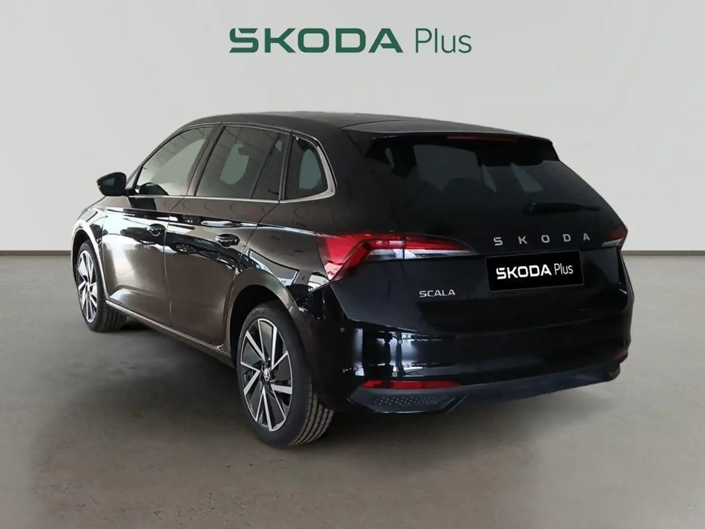 Skoda Scala 1.0 TSI Design DSG 85kW Noir - 2