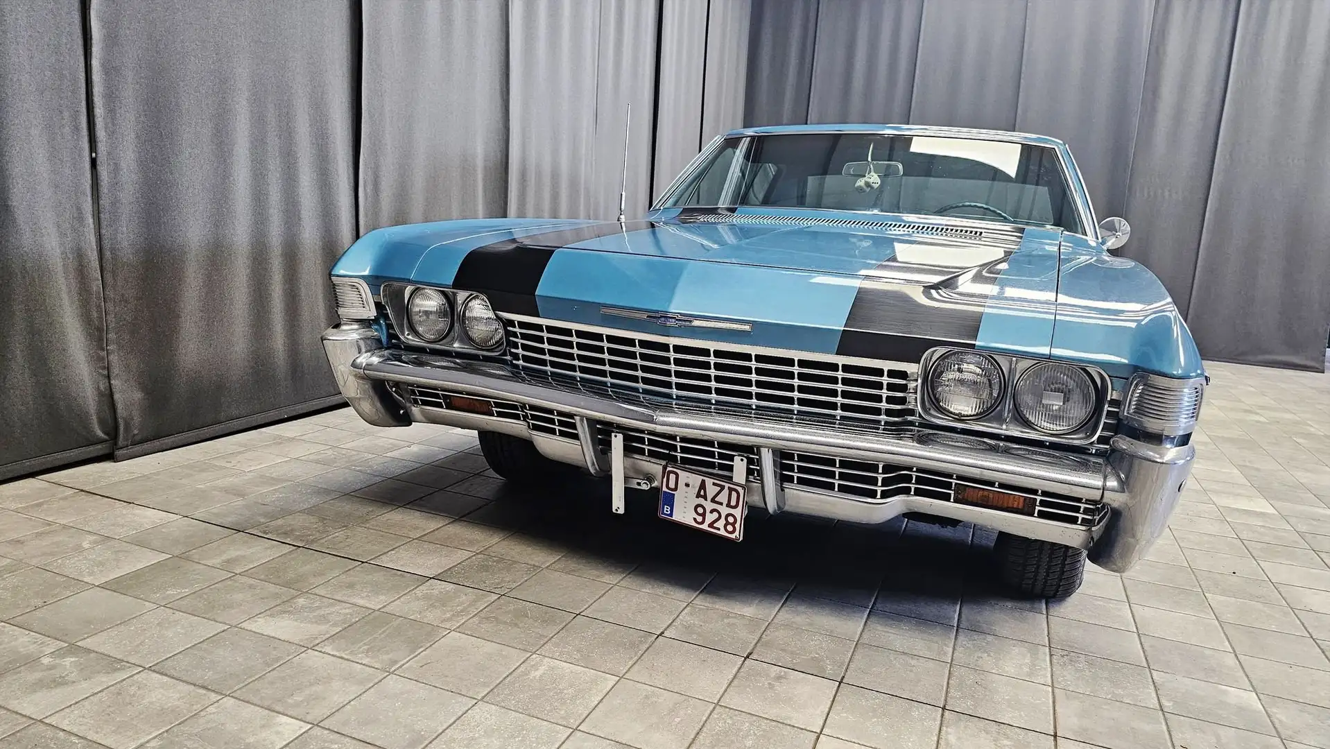 Chevrolet Impala Super Sport - SS Blau - 2