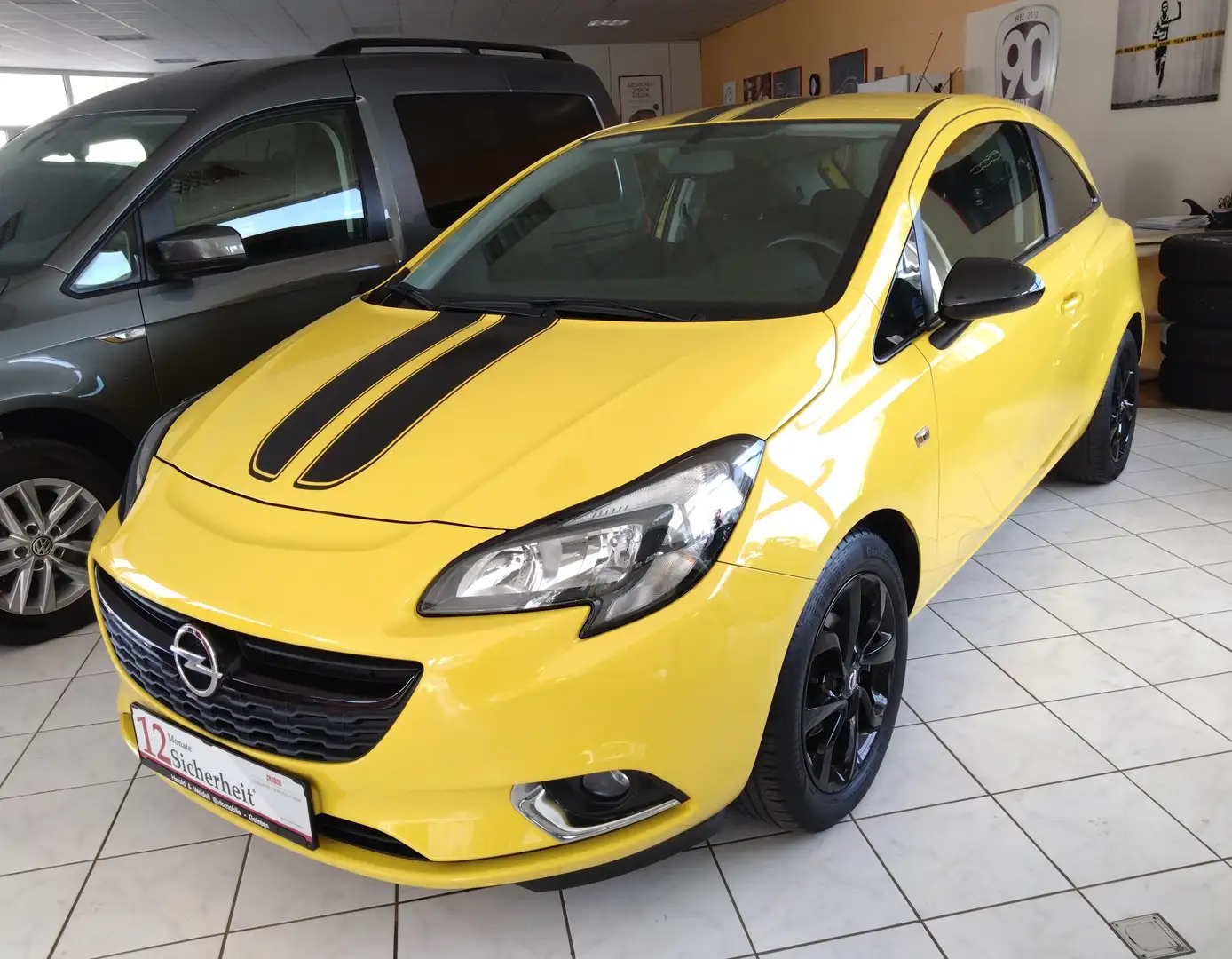 Opel Corsa 1.2 Color Edition Radio Klima Tempomat Gelb - 1