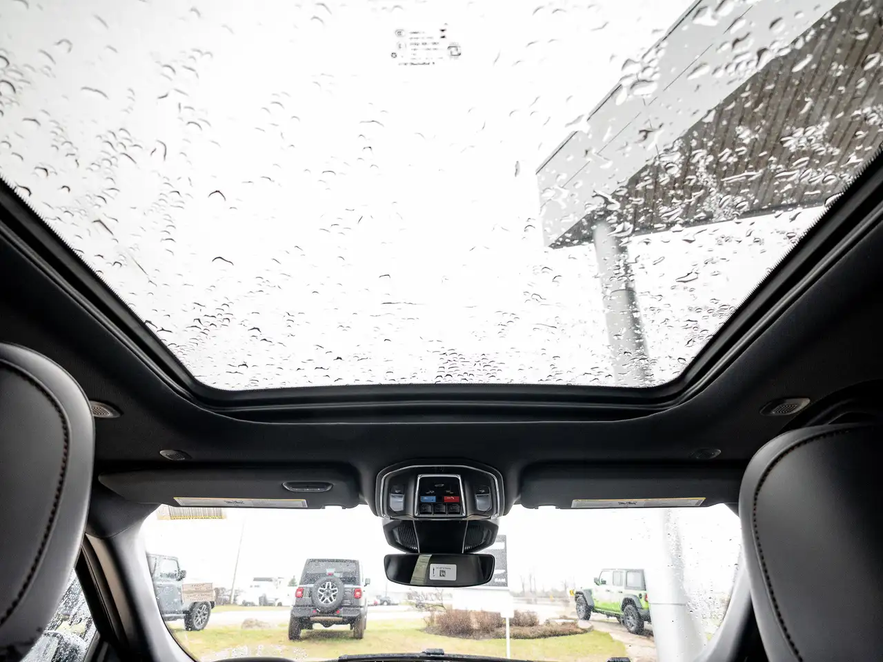 Jeep Cherokee снимка Jeep Cherokee
