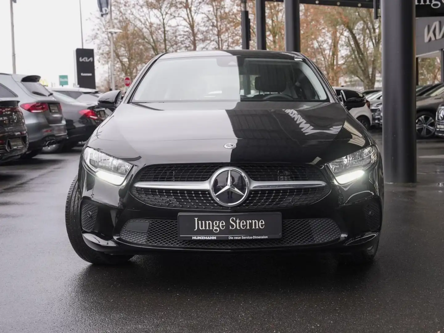 Mercedes-Benz A 250 e  Style Navi Kamera Totwinkel Spiegel-P Schwarz - 2
