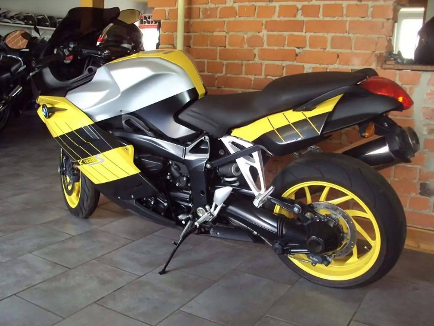 BMW K 1200 S Yellow - 1