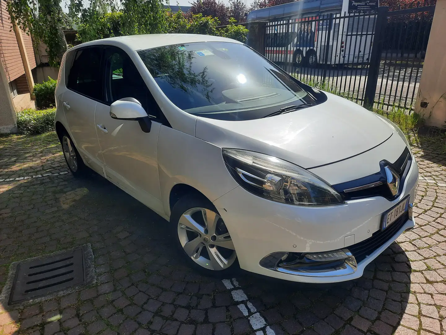 Renault Scenic 1.5 dCi Dynamique Beyaz - 2