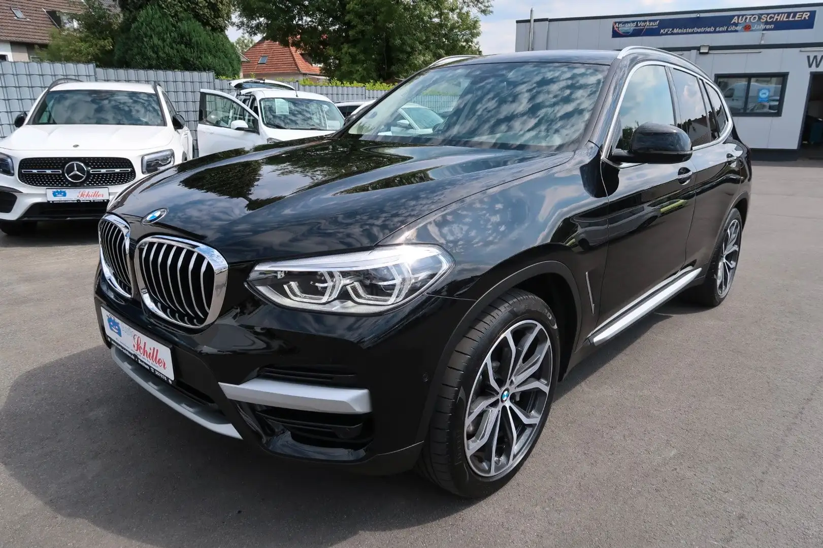 BMW X3 xDrive 30 i xLine #Panoramadach# erst 42 tkm Czarny - 1