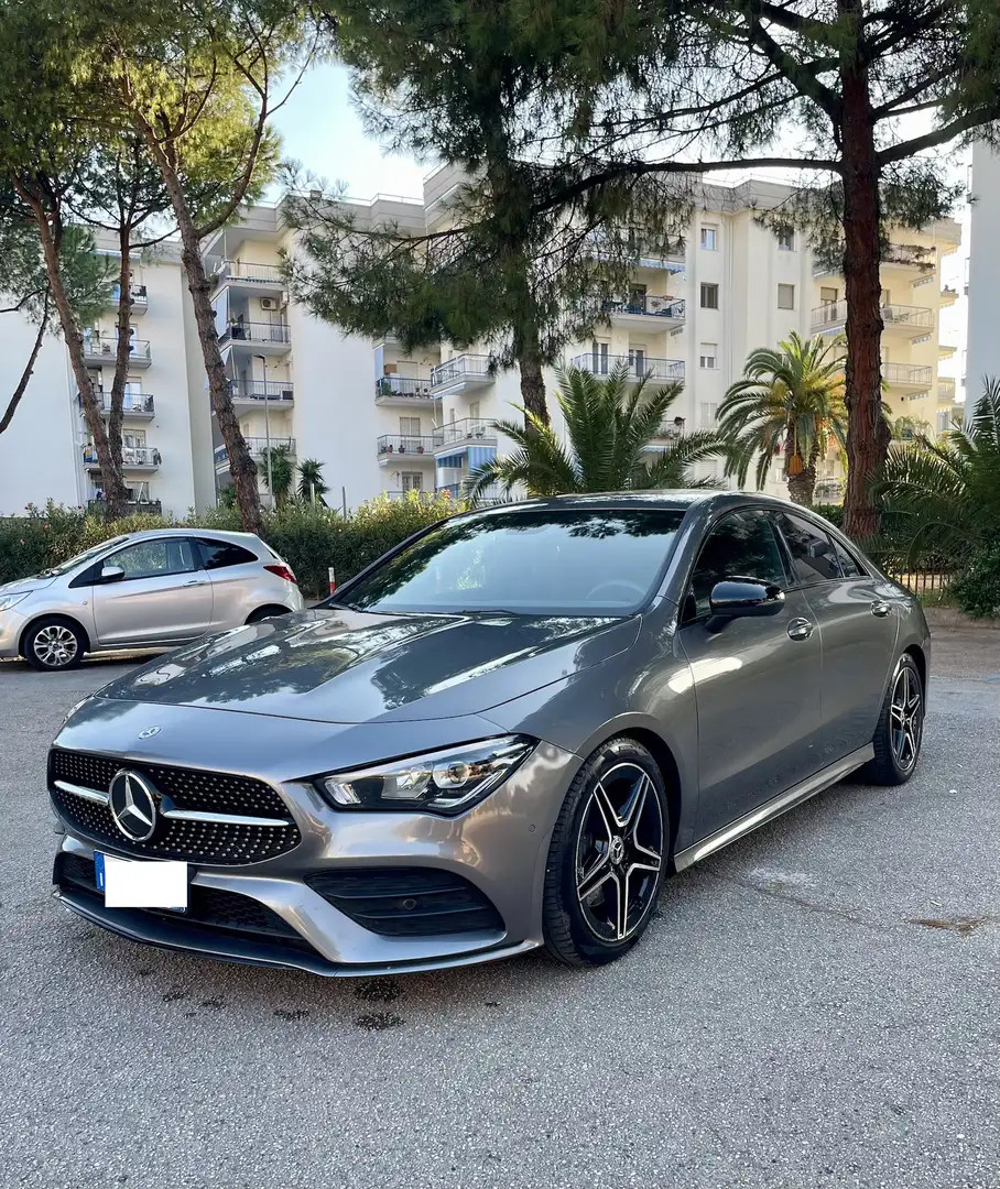 Mercedes-Benz CLA 200 Premium AMG - 2