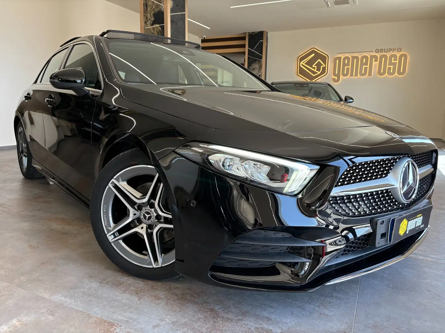 Mercedes-Benz A 200 d Premium AMG Tetto luci ambiente IVA esposta Nero - 1
