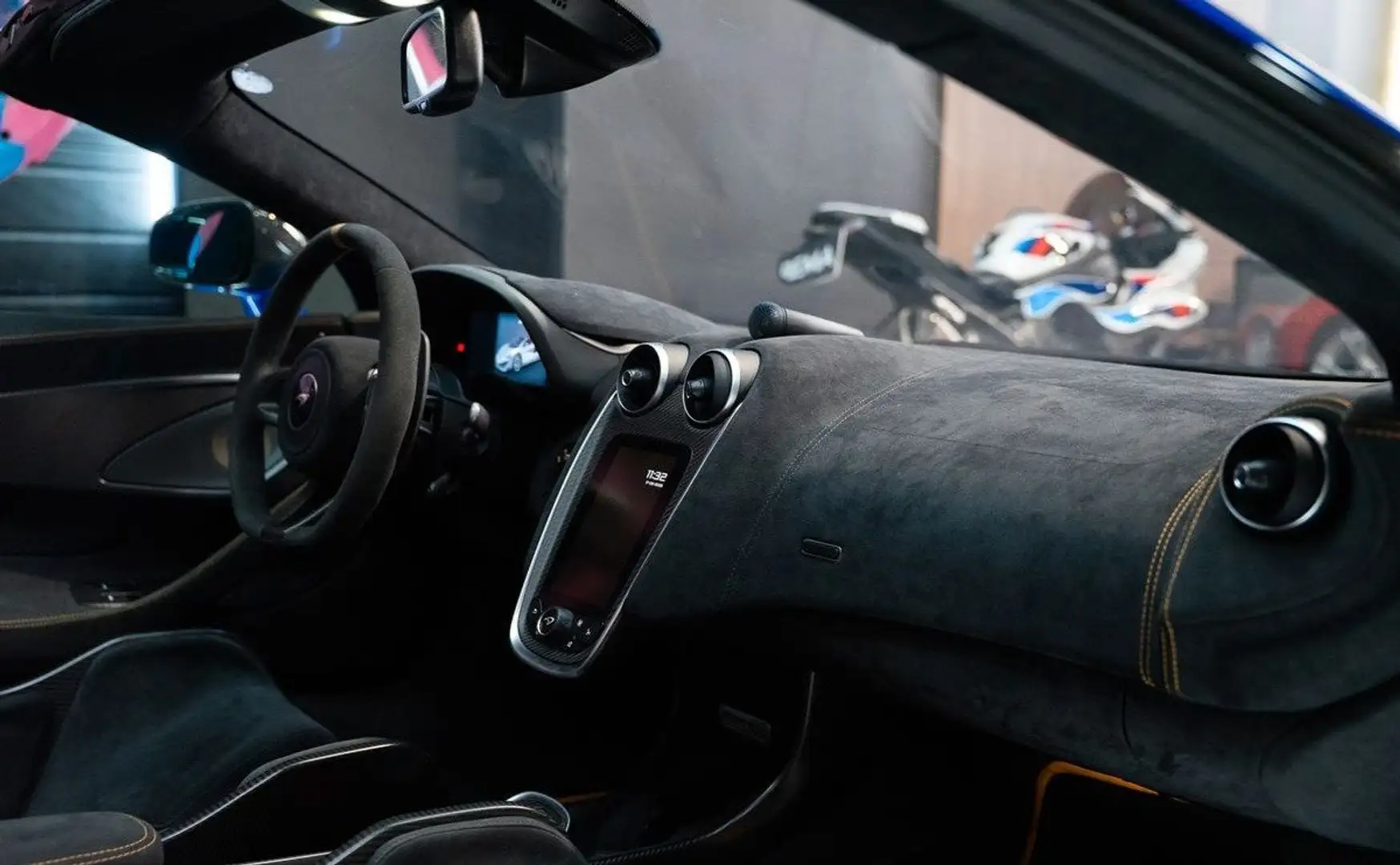 McLaren 600LT Spider V8 MSO 600ch | Immat France BLEU BURTON Pack Carbone 3 Lift À partir de 2150-mois Blau - 2