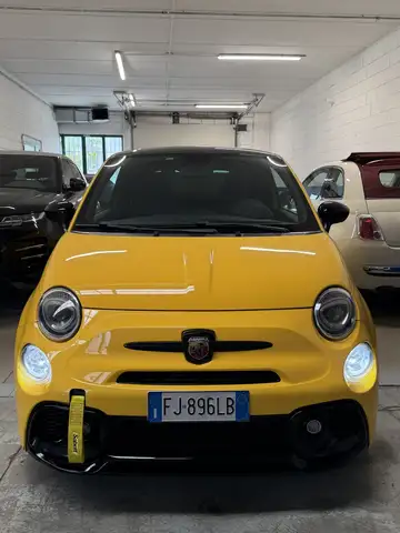 Abarth 595 Competizione 1.4 T-jet CV180 Competizione. Aut