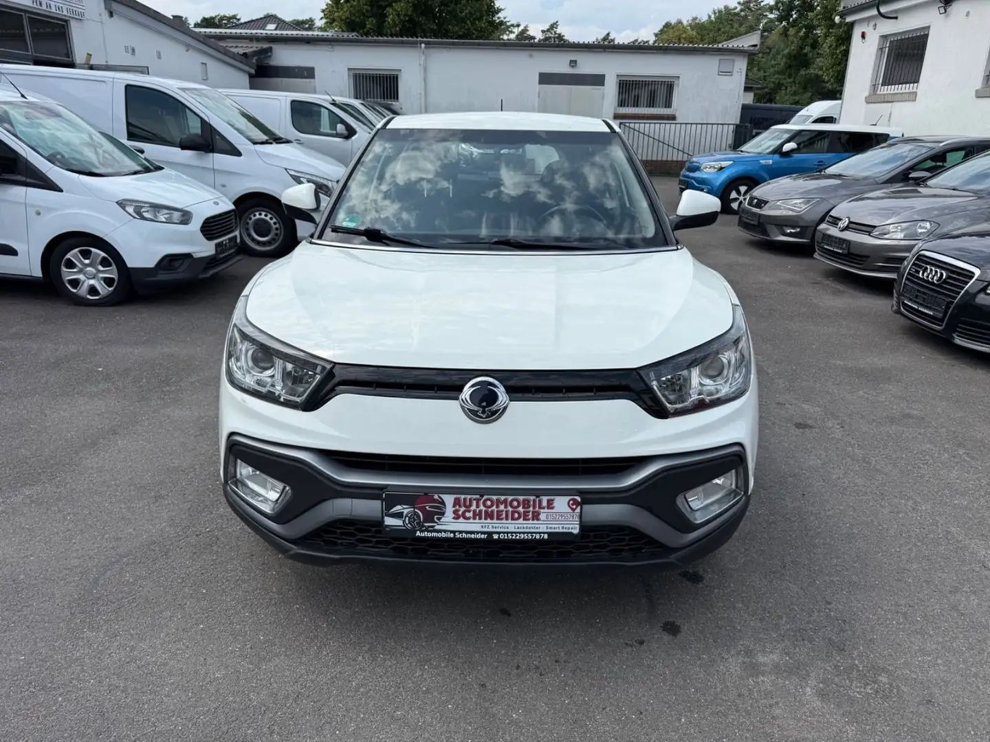SsangYong XLV Weiß - 1
