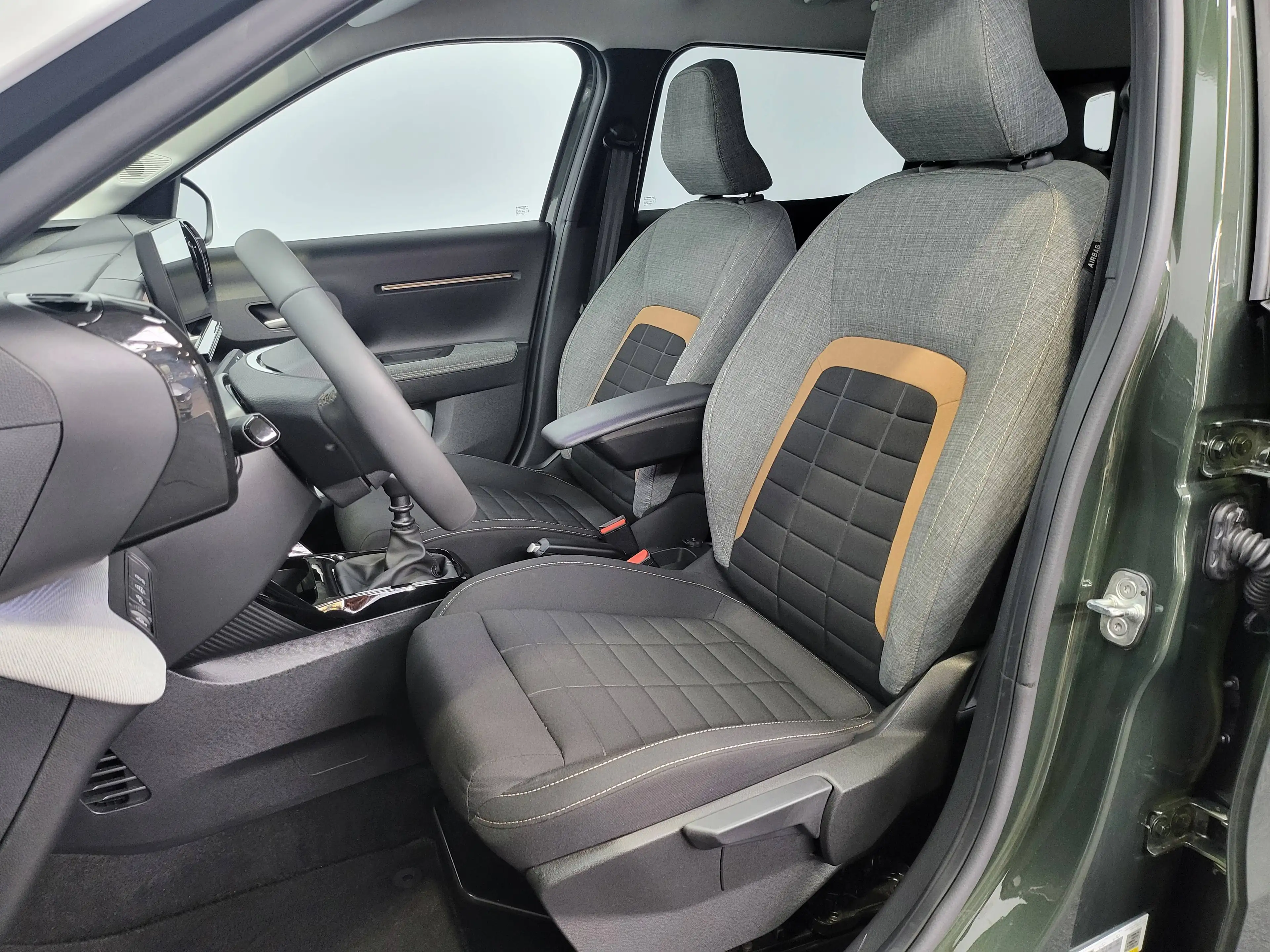 Citroen C3 Aircross 1.2 Turbo | 2025 | 43.402 km | Ketting!! | Led | Airco | PDC | Camera | DAB | CarPlay | SuperDeal! — photo 12