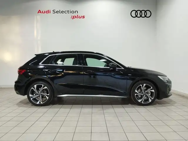 Audi A3 view 3