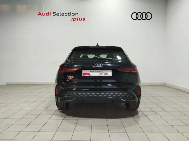 Audi A3 view 5