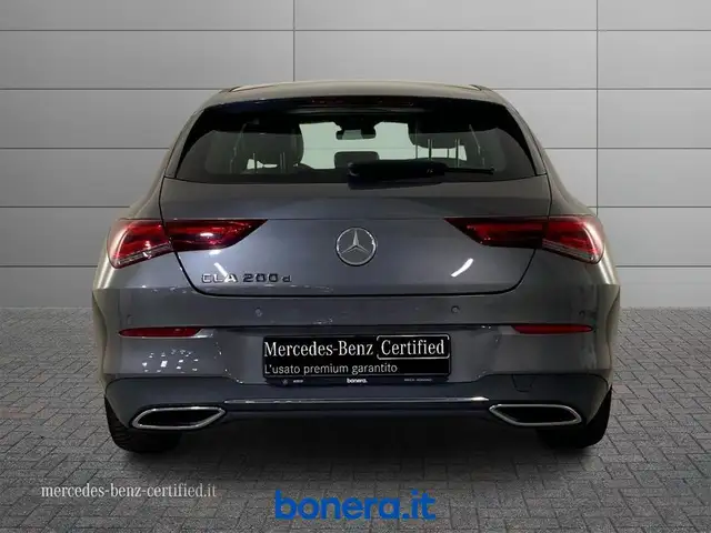 Mercedes-Benz Cla view 4