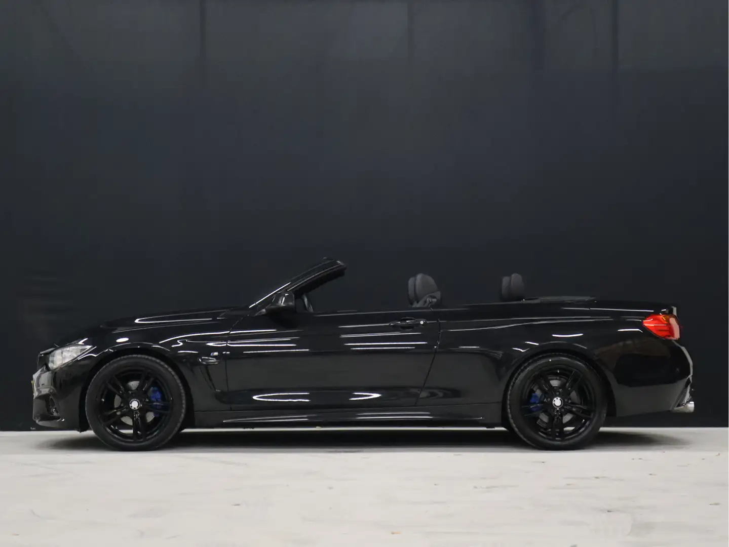 BMW 420 4-serie Cabrio 420i High Executive M Sport [NEKVER Noir - 2