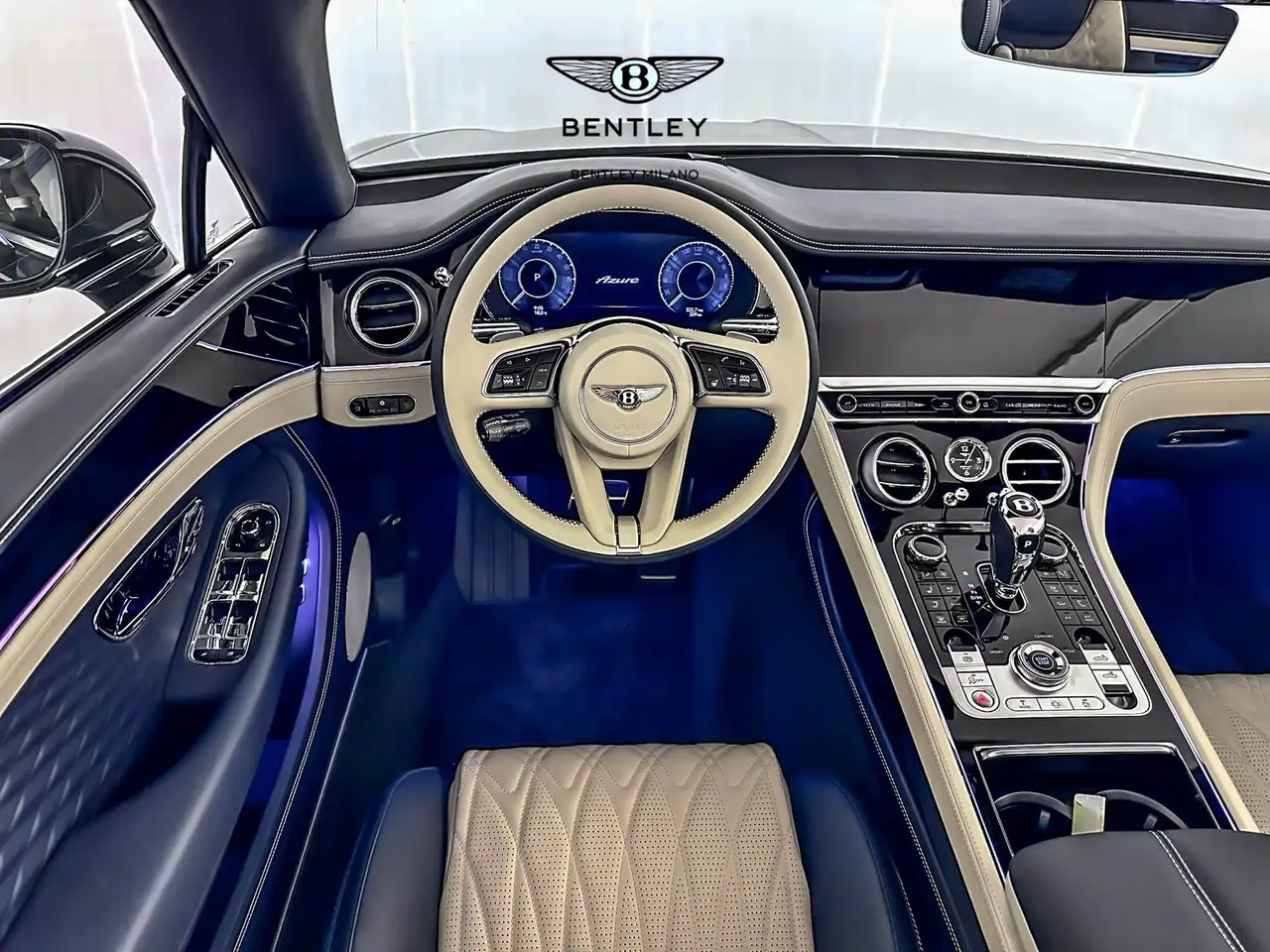 Bentley Continental GTC 2026 — фото 13