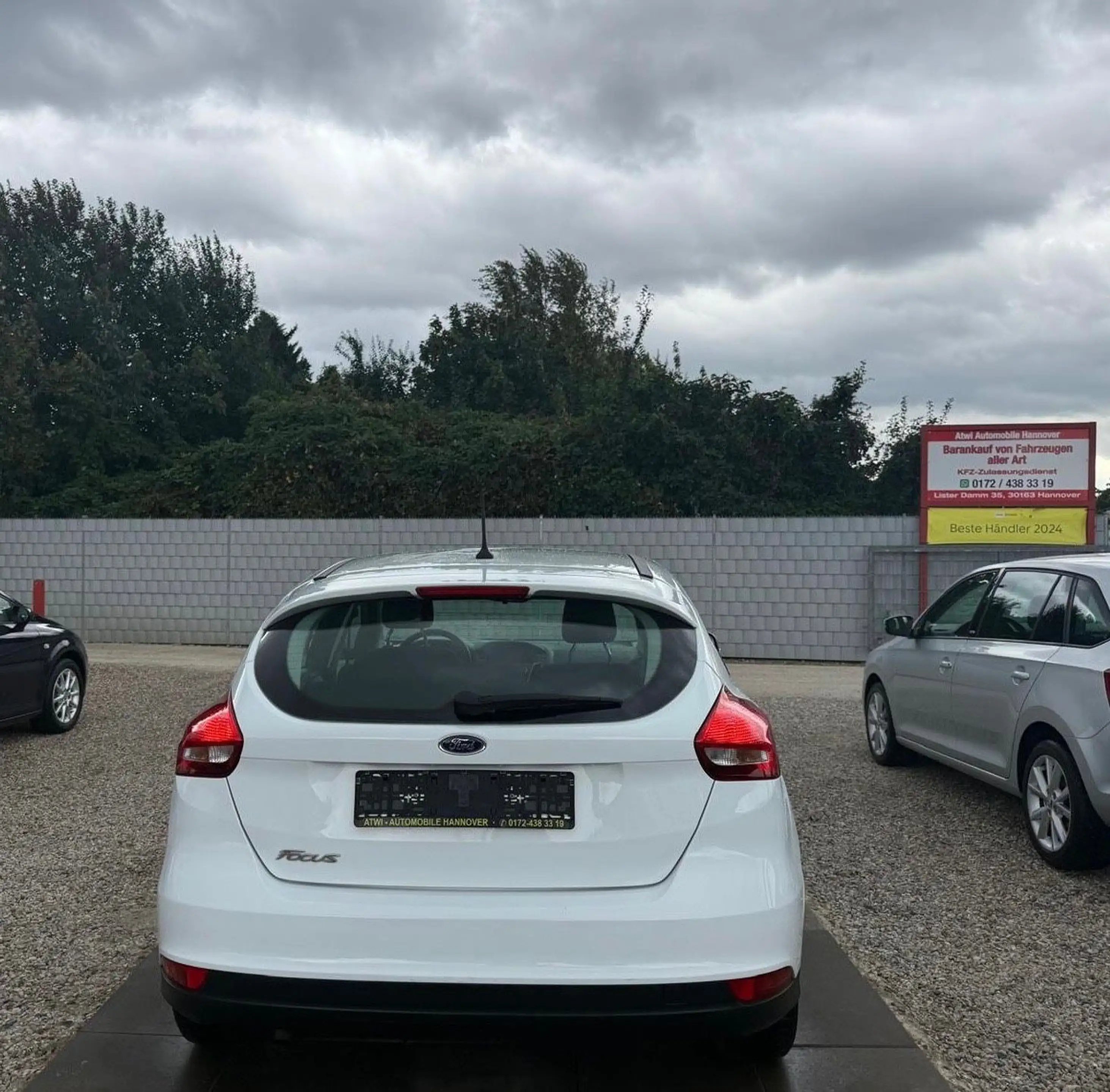 Ford Focus 1,6 Trend Zahnriemen Neu Sport Lenkrad — photo 5