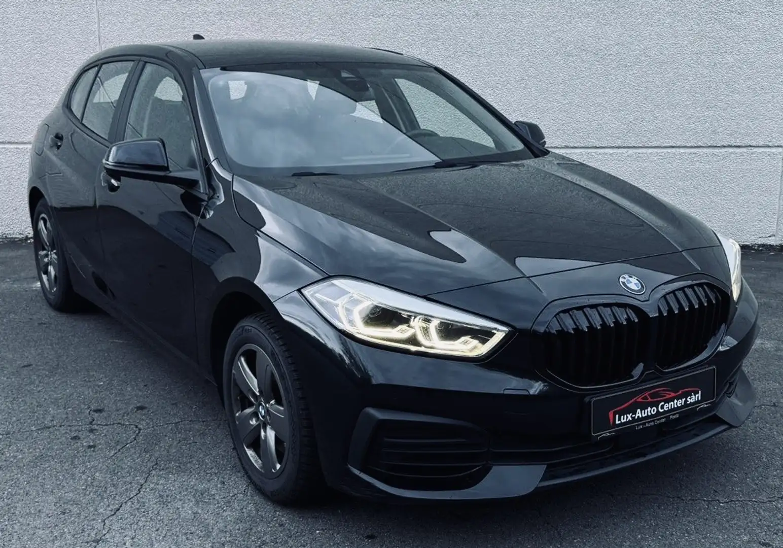 BMW 118 i // Garantie 12 Mois ✅ Schwarz - 2