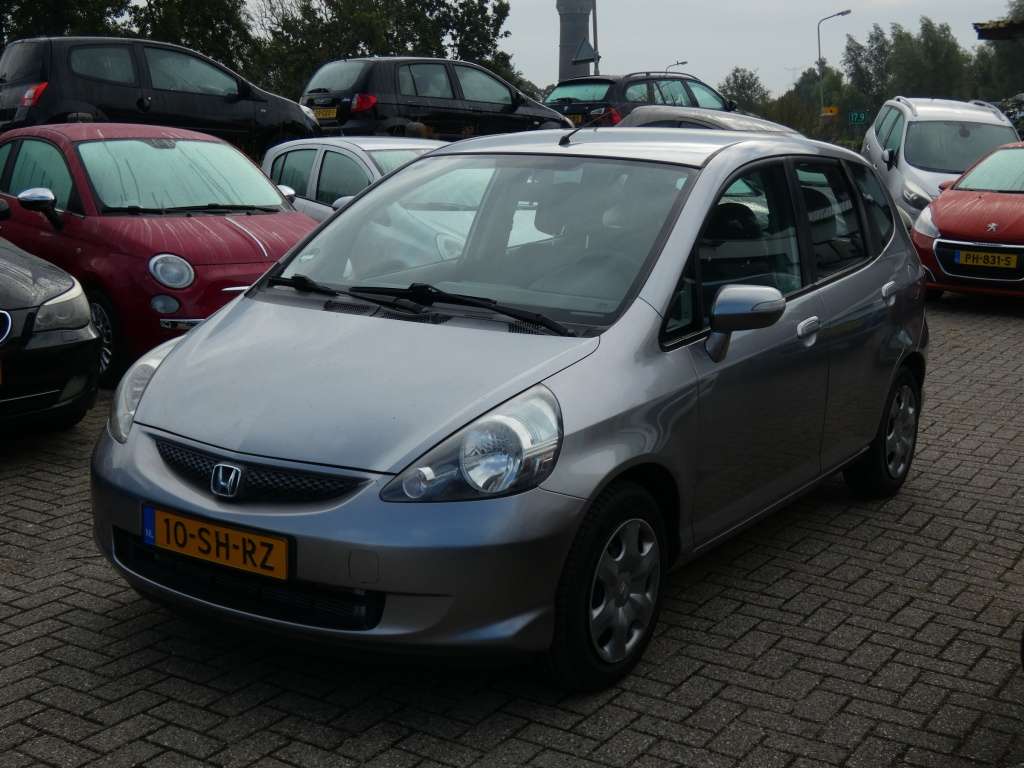 Honda Jazz 1.4 LS Airco , Automaat, NWE APK