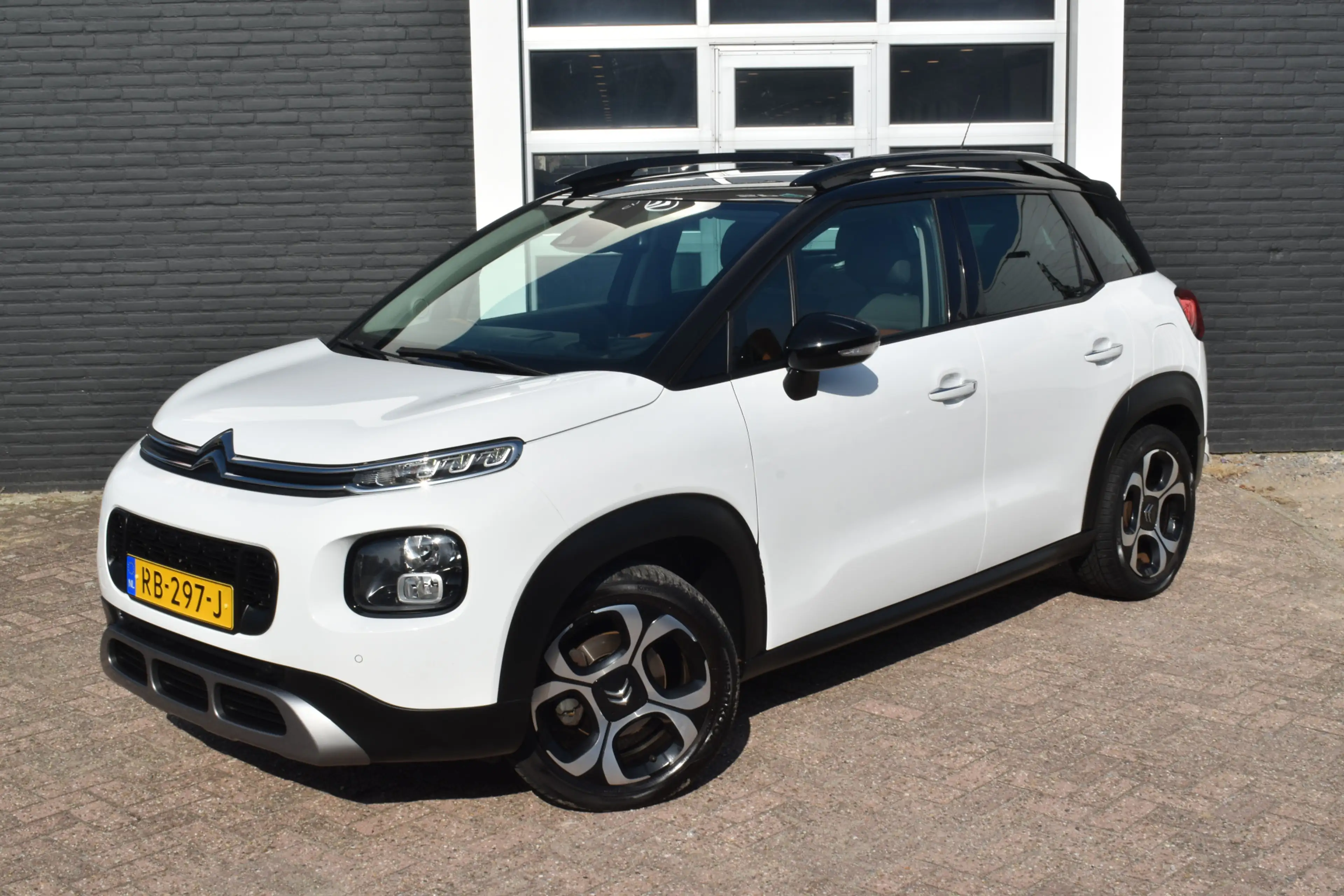 Citroen C3 Aircross PureTech 110 Shine Schuifdak | Leder | Navigatie | — photo 18