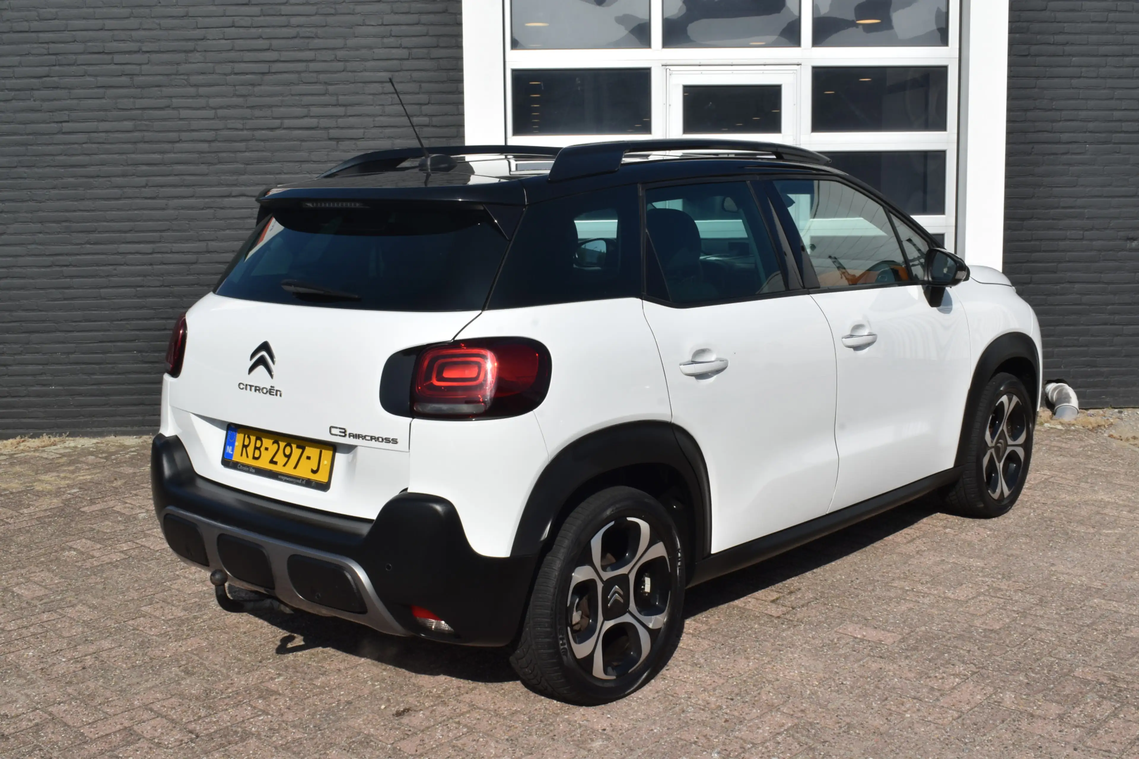 Citroen C3 Aircross PureTech 110 Shine Schuifdak | Leder | Navigatie | — photo 3