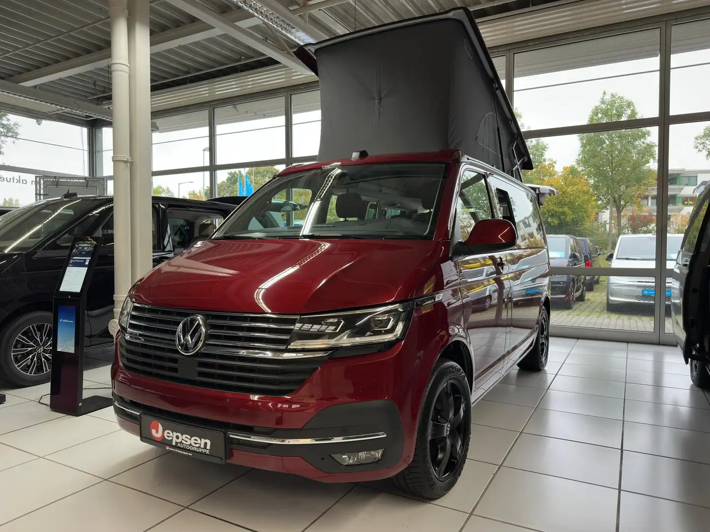 Volkswagen T6.1 California BeachTour DSG 4Motion AHK STHZ Rot - 2