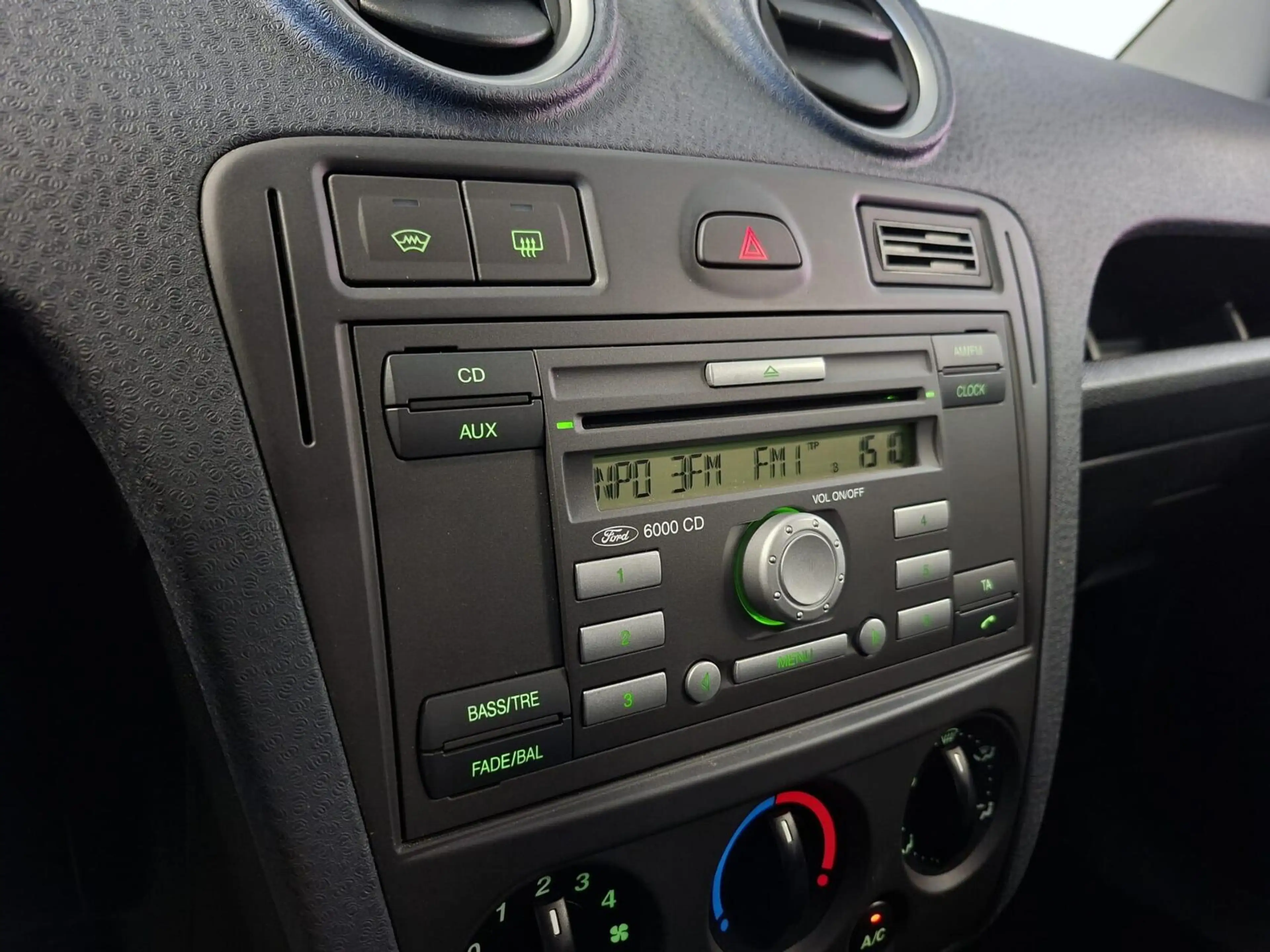 Ford Fusion 1.6-16V Futura Automaat (Org NL/Airco/Trekh/NAP) — photo 13