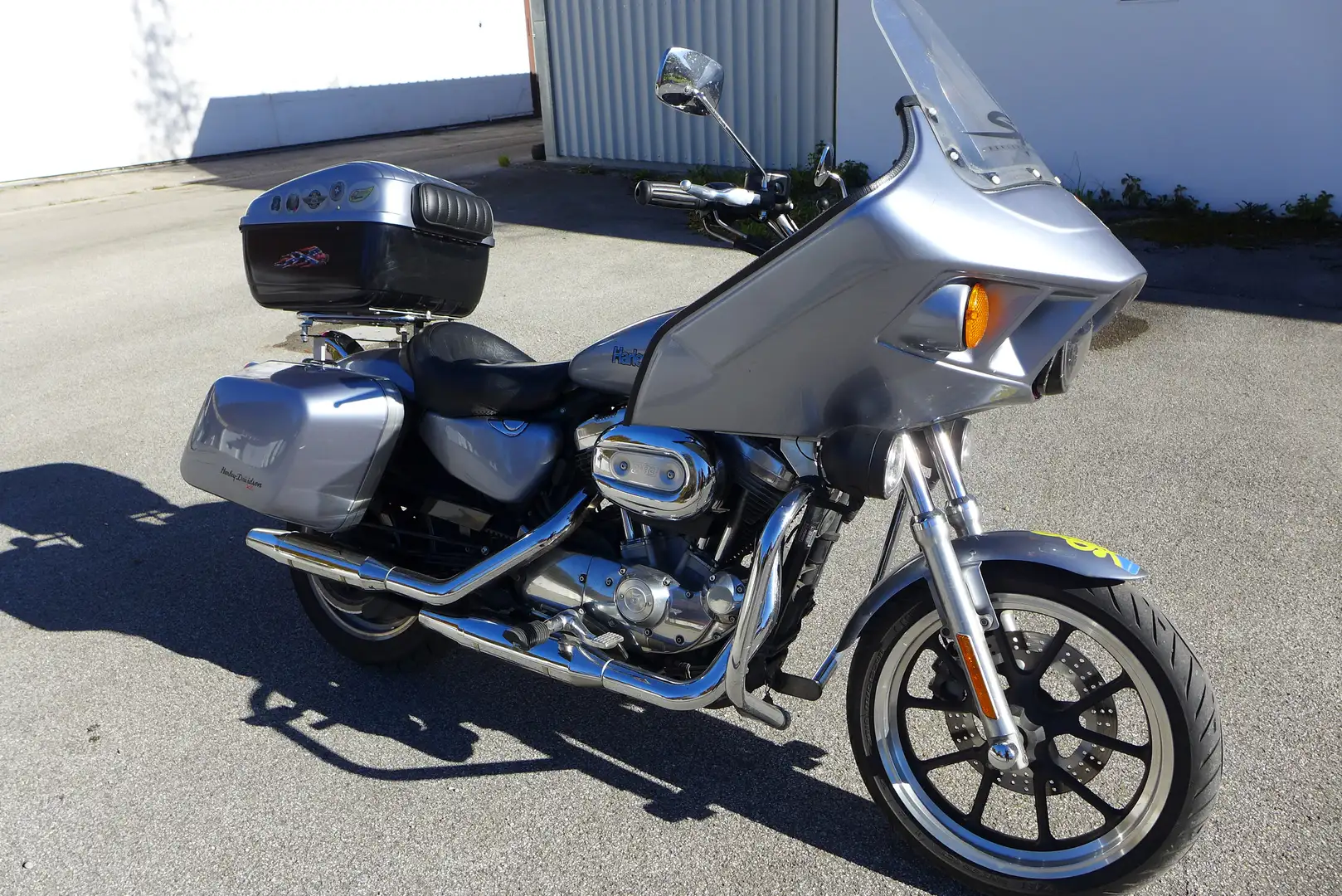 Harley-Davidson Superlow XL883L Sportster Plateado - 2