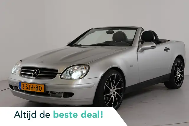Mercedes-Benz SLK 200 | Leder | LED | Kap op afstand bediend |