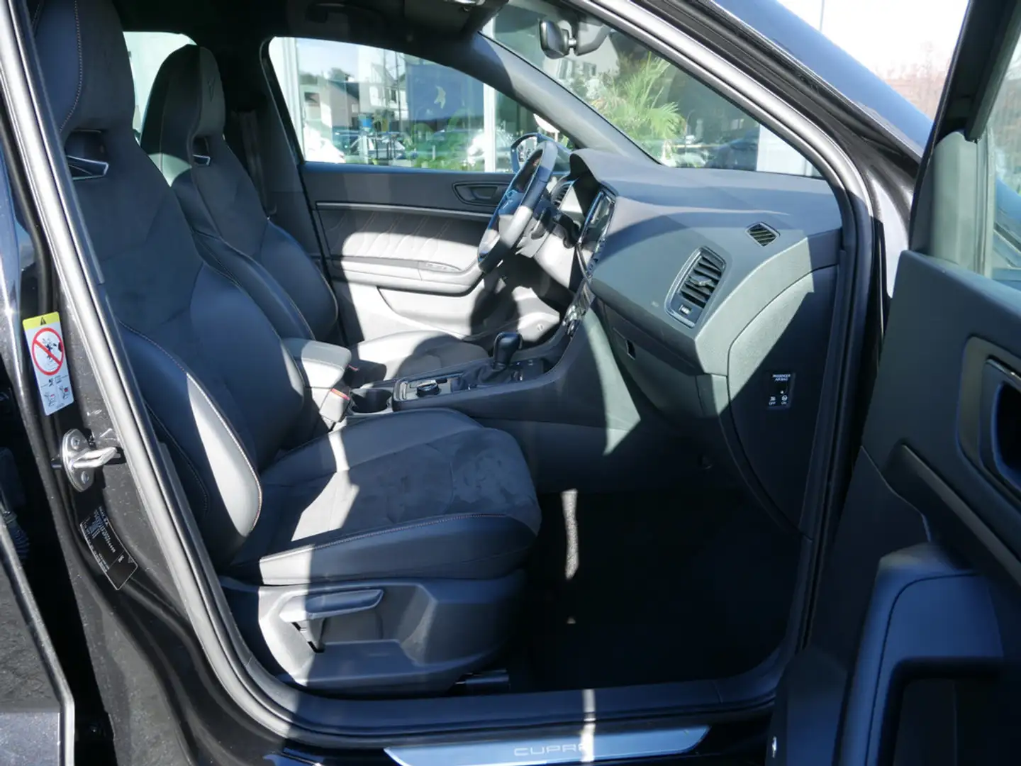 CUPRA Ateca 2.0 TSI 4Drive AKRAPOVIC BREMBO BEATS Schwarz - 2